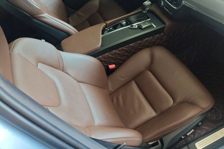 Used Volvo S90 2018 T4 Zhiyi Edition