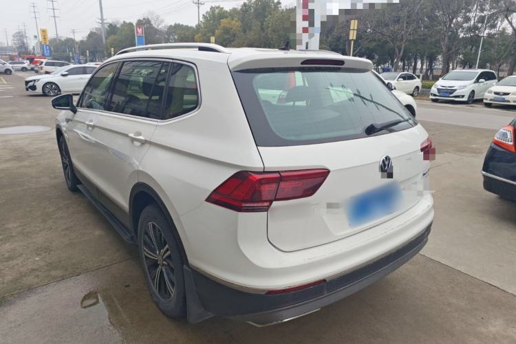 Used Volkswagen Tiguan L 2018 380TSI Automatic All-Wheel Drive Luxury Edition Exterior 2