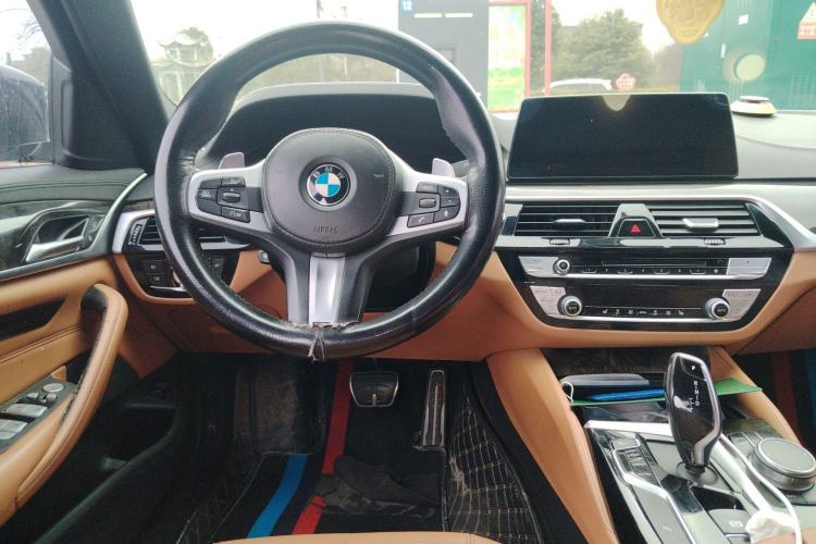 Used BMW 5 Series 2019 530Li Leading Model M Sport Package
