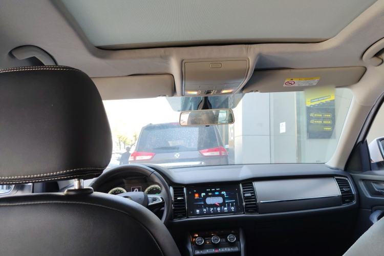 Used Skoda Kodiaq 2018 Facelifted TSI330 5-Seater Two-Wheel-Drive Comfort Edition