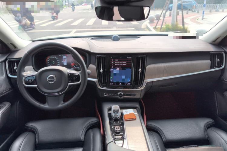 Used Volvo S90 2021 B5 Luxury Smart Edition
