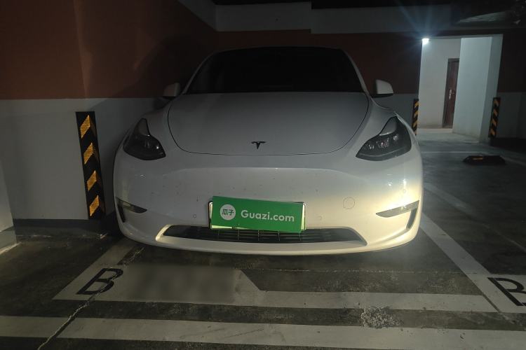 Used Tesla Model Y 2021 Standard Range Rear-Wheel Drive Version Front