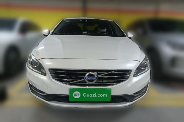 Used Volvo S60 2015 S60L 2.0T Zhiyuan Edition