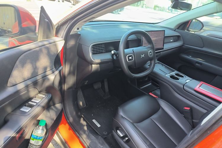 Used XPeng G6 2023 580 Long-Range Pro Driver Seat