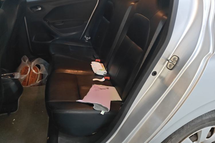 Used Peugeot 301 2014 1.6L Automatic Comfort Edition
