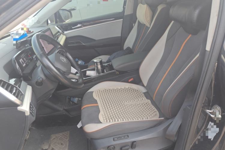 Used Volkswagen ID.6 CROZZ 2022 High-Performance PRIME Edition Left Front Seat