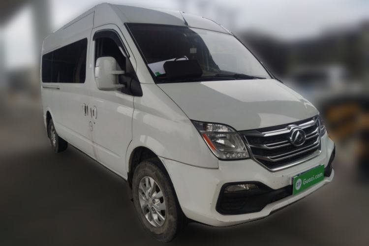 Used SAIC MAXUS Xintu V80 2021 2.0T PLUS Manual All-Around King Long Wheelbase Mid-Roof Variant with 6/7/8/9 Seats Front Right 45 Deg