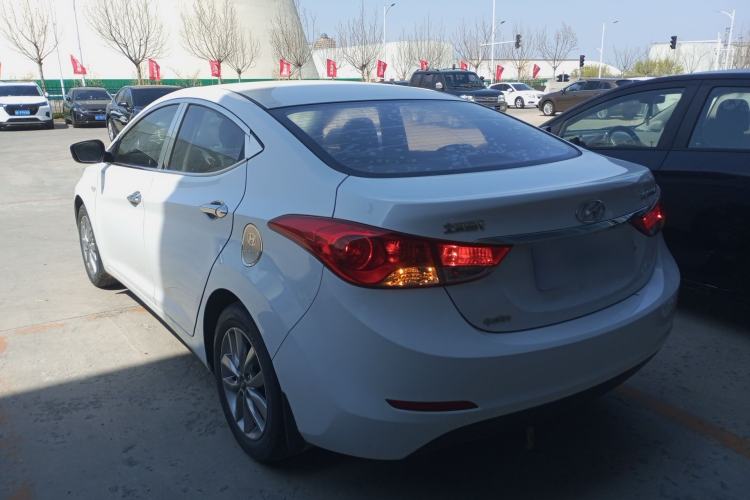 Used Hyundai Elantra (5th Generation / Langdong) 2015 1.6L Manual Fashion Edition Rear Left 45 Deg