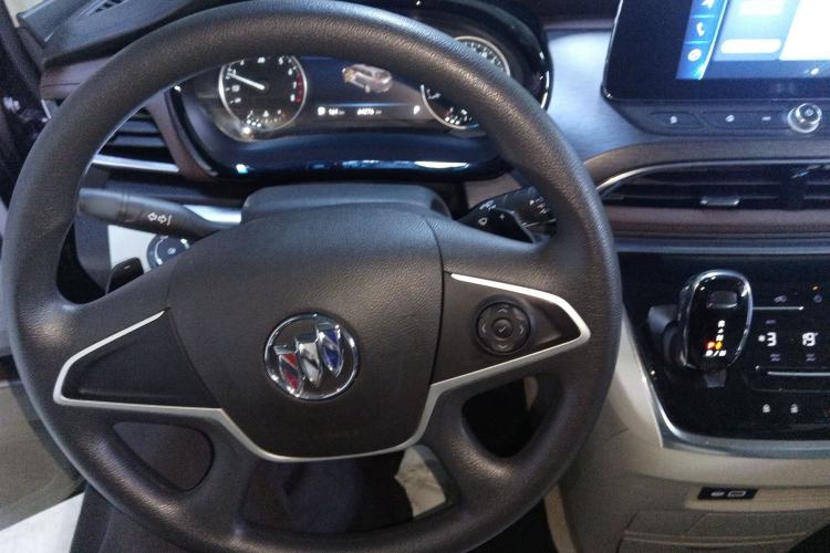 Used Buick GL8 2023 Land Executive Class Comfort Model
