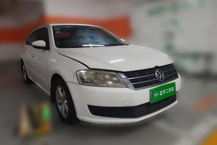 Used Volkswagen Lavida 2013 Revised Classic 1.6L Automatic Fashion Edition Front Right 45 Deg