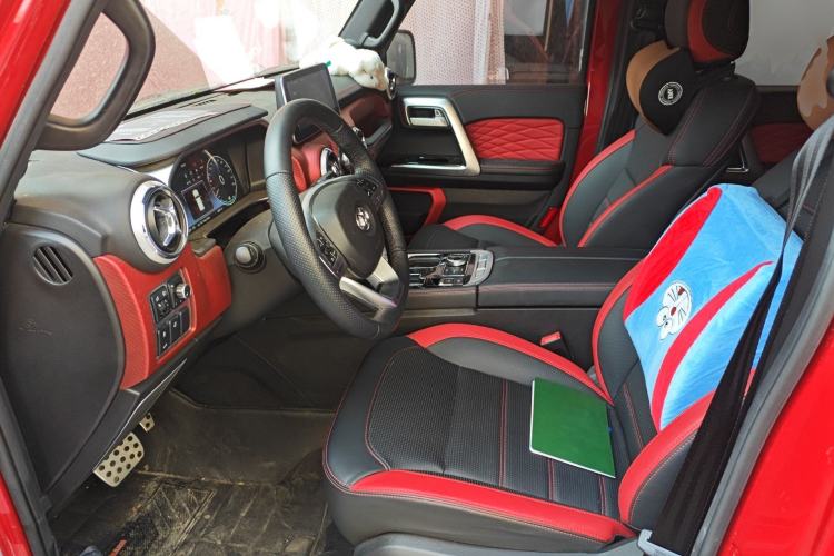 Used BAIC Off-Road BJ40 2019 2.3T Automatic Four-Wheel Drive Urban Hunter Edition Flagship Model China VI Emission Standard Driver Seat