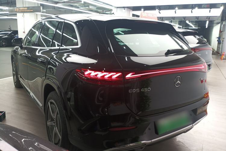 Used Mercedes-Benz EQS SUV 2023 450 4MATIC Pioneer Edition Exterior 2