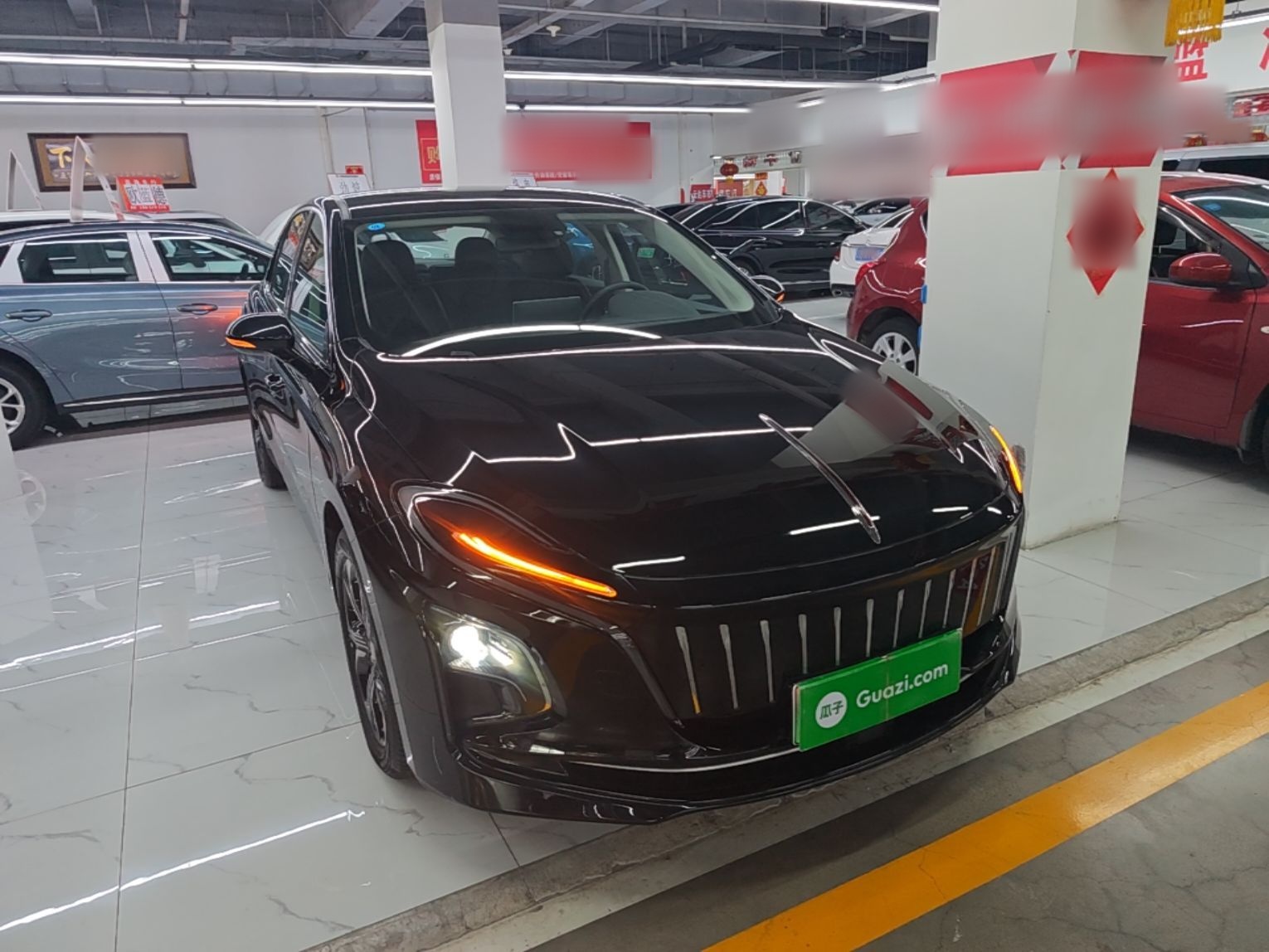 Hongqi E-QM5 2023 Revised Version Basic Travel Edition — снимка 3