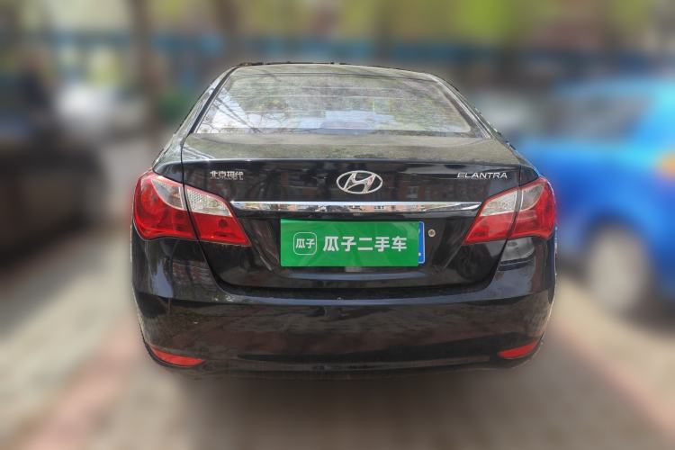 Used Hyundai Celesta 2011 1.6L Manual Luxury Model Rear
