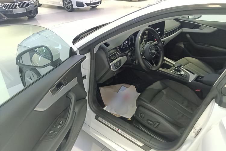 Used Audi A5 2021 Sportback 40 TFSI Fashionable and Dynamic Model Driver Seat