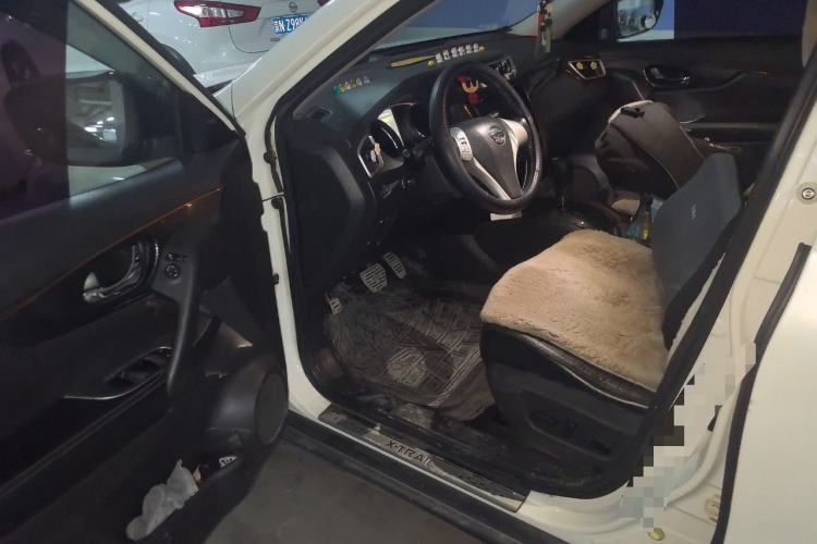 Used Nissan X-Trail 2014 2.5L CVT Luxury Edition 4WD
