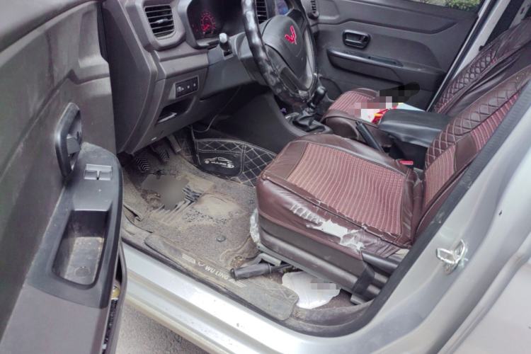 Used Wuling Hongguang V 2021 1.5L Jingqu Version LAR