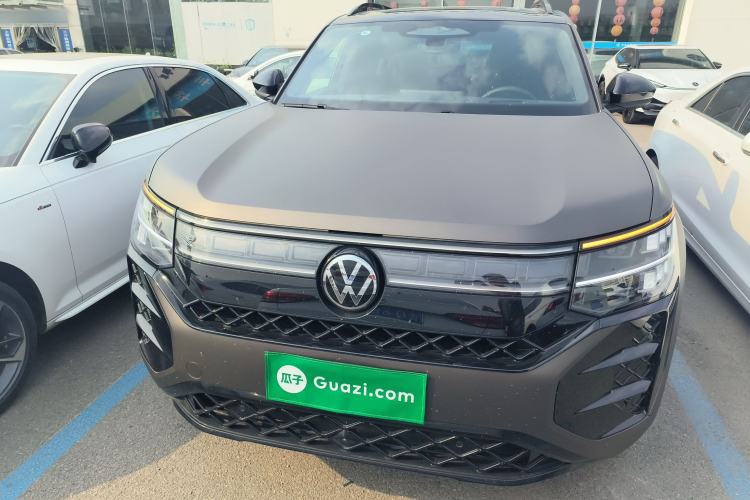 Used Volkswagen Teramont 2025 Tiguan Pro 450TSI Four-Wheel Drive Summit Edition
