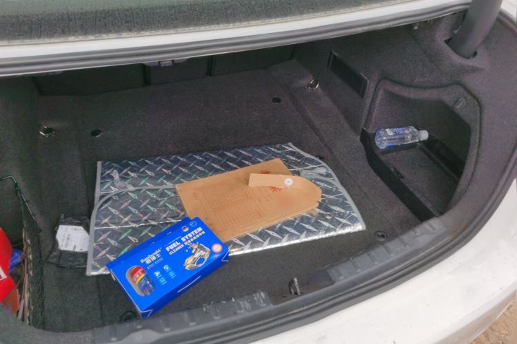 Used BMW 3 Series 2014 320Li Fashion Model Trunk