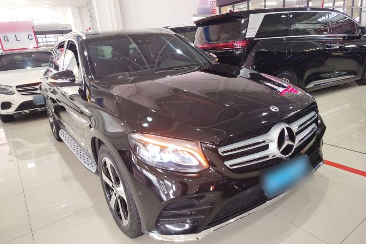 Used Mercedes-Benz GLC 2018 GLC 260 4MATIC Luxury Model