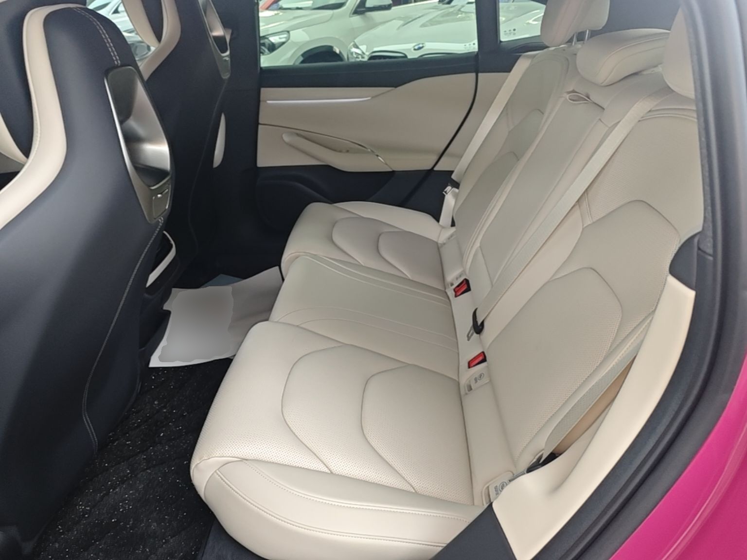 Xiaomi Auto SU7 2024 Rear-Drive Ultra-Long Range Advanced Pro-Level Intelligent Driving Version — снимка 20