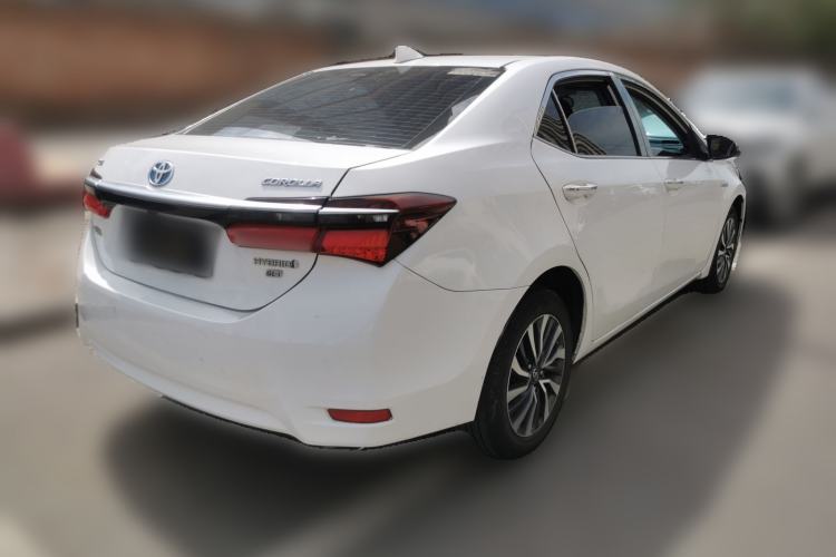 Used Toyota Corolla 2017 Revised Dual-Engine 1.8L E-CVT Leading Edition Rear Right 45 Deg