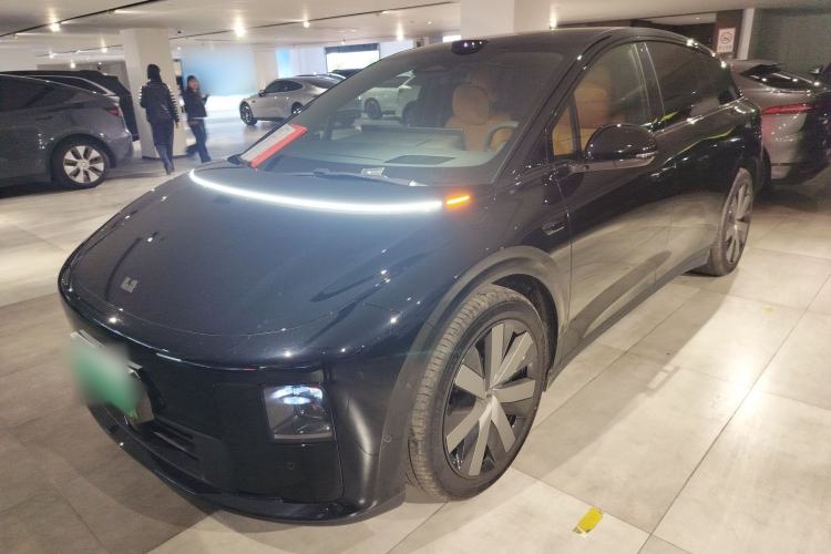 Used Li Auto i6 2025 Model Four-Wheel-Drive Standard Type