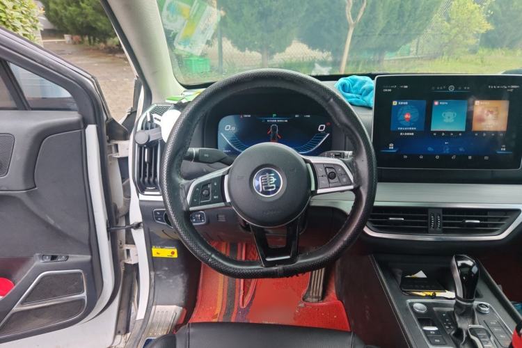Used BYD Tang 2018 2.0T Automatic SmartConnect Prestige 7-Seater China V Standard

