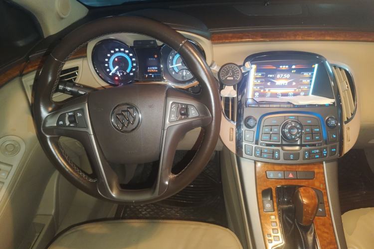 Used Buick LaCrosse 2009 2.4L Haoya Edition
