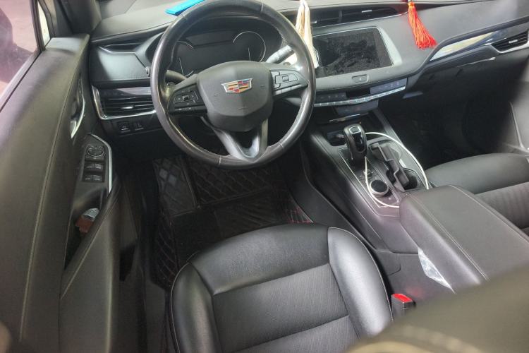 Used Cadillac XT4 2018 28T Two-Wheel Drive Tech Version