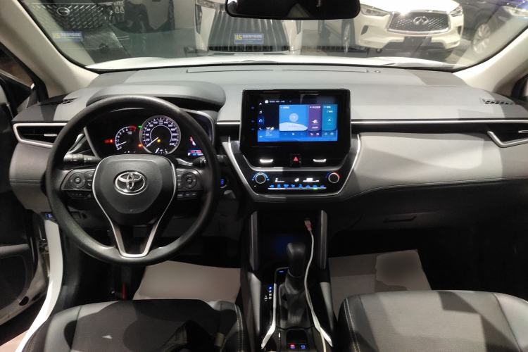 Used Toyota FRONTLANDER 2022 2.0L CVT Luxury PLUS Edition
