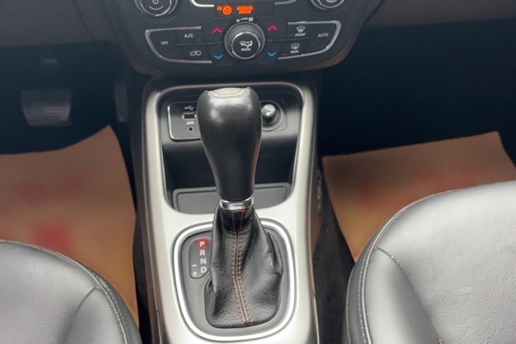 Used Jeep Compass 2017 200T Automatic Family Edition