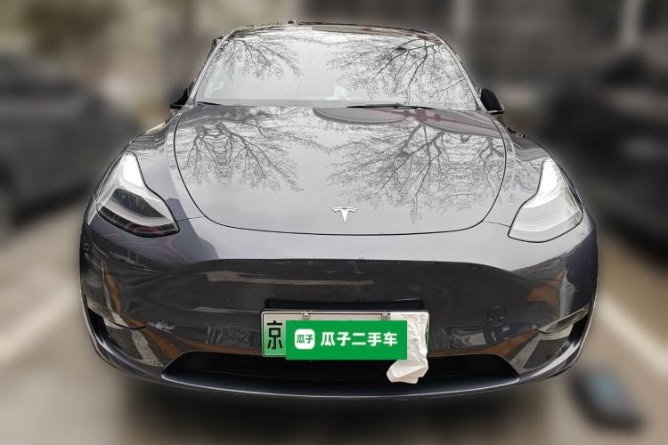 Used Tesla Model Y 2022 Long-Range All-Wheel-Drive Version