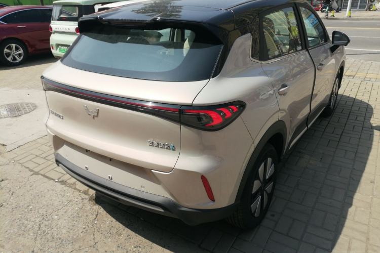 Used Wuling Bingo S 2025 Model 325km Deluxe Edition
