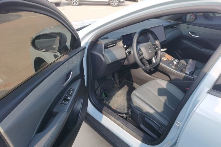 Used BYD Qin PLUS 2025 EV Smart Drive Edition 420KM Leading Model Driver Seat