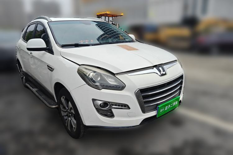 Used Luxgen Great 7 SUV 2016 2.2T Two-Wheel-Drive Smart Version Front Right 45 Deg