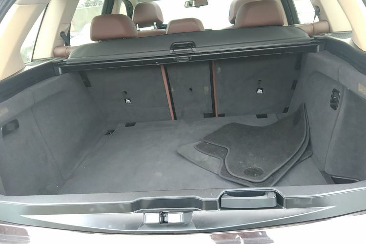 Used BMW X5  Trunk