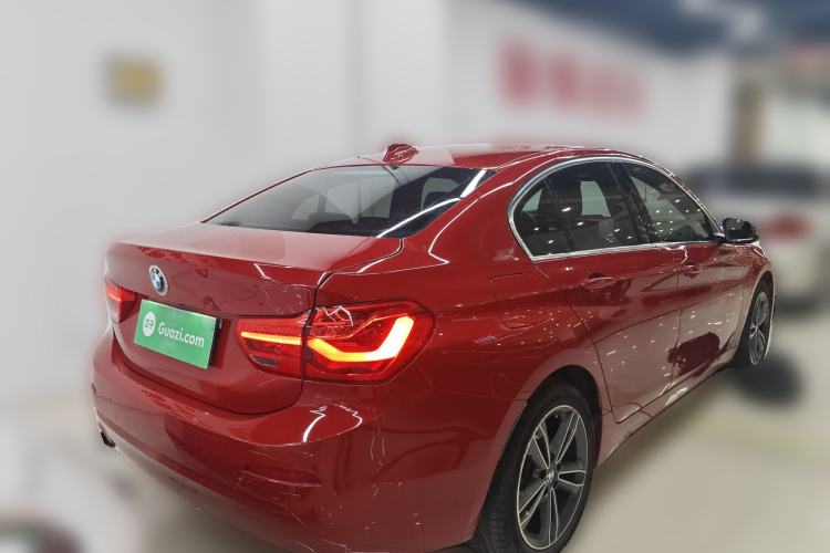 Used BMW 1 Series 2019 118i Fashion Model Rear Right 45 Deg