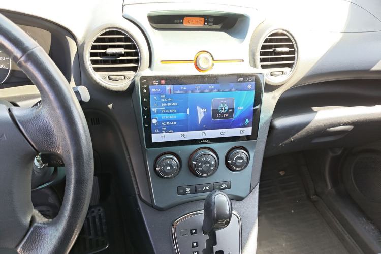 Used Kia Carens 2011 2.0L 7-Seater Automatic Standard Edition
