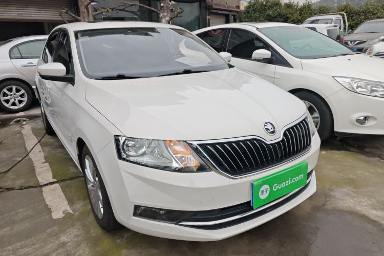 Used Skoda Rapid 2018 1.4L Manual Comfort Edition Front Right 45 Deg