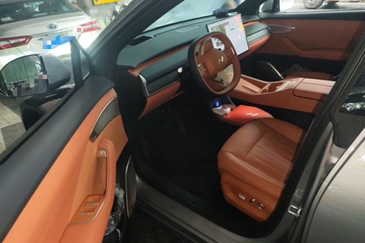 Used ONVO L60 2024 60 kWh Rear-Drive Version
