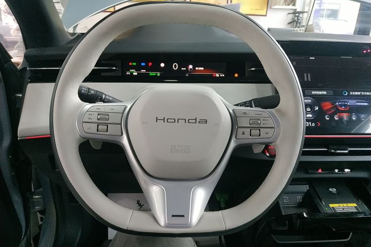 Used Honda e:NS2 2024 Light-Chasing Version Steering Wheel