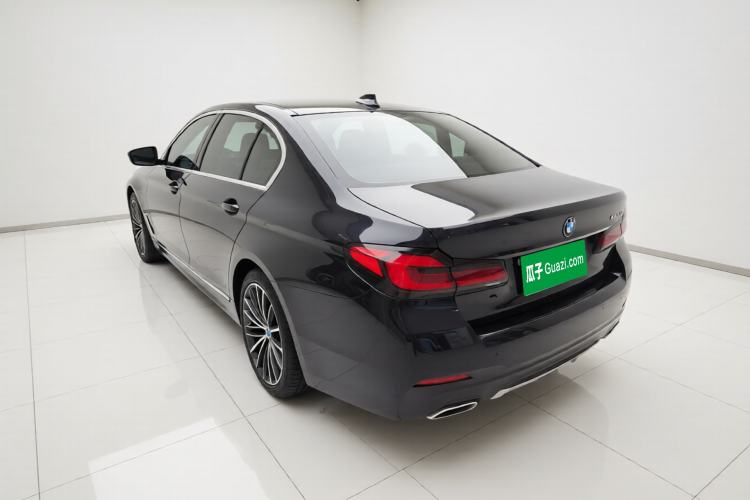 Used BMW 5 Series 2021 530Li Leading Model M Sport Package Exterior 3