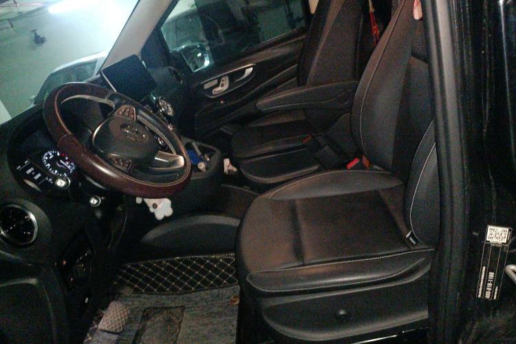 Used Mercedes-Benz Vito 2023 2.0T Business Version 7 Seats