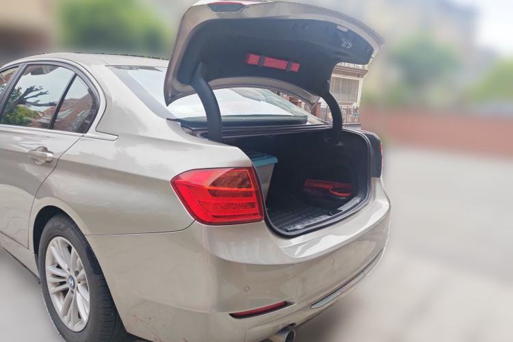 Used BMW 3 Series 2015 320Li Luxury Edition Fashion Model Trunk