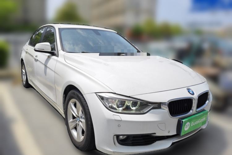 Used BMW 3 Series 2015 316i Active Edition Front Right 45 Deg