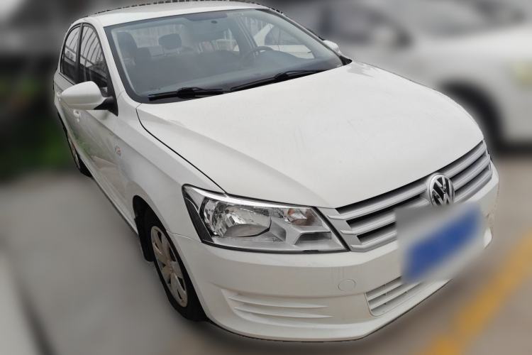 Used Volkswagen Santana 2013 1.6L Manual Fashion Edition Front Right 45 Deg