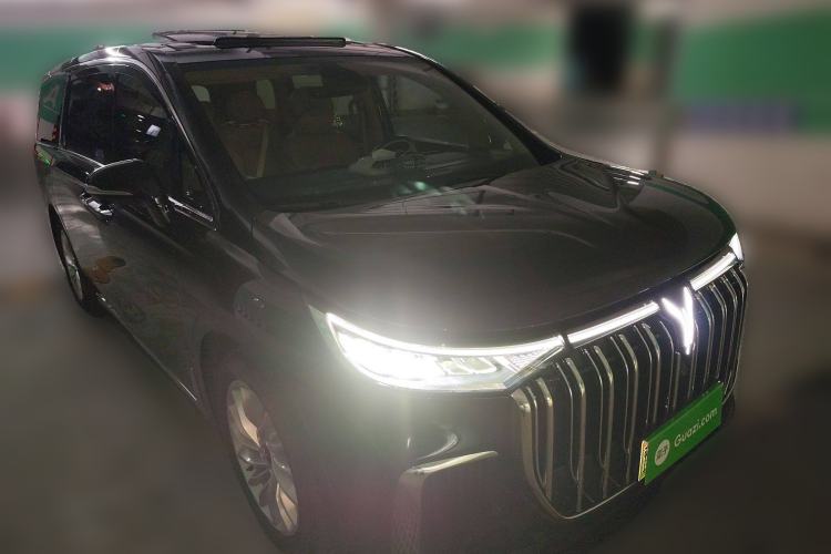 Used VOYAH Dream 2024 PHEV Extended-Range Premium Edition Front Right 45 Deg