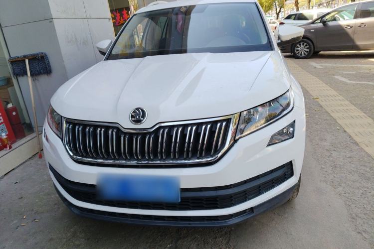 Used Skoda Kodiaq 2018 Facelifted TSI330 5-Seater Two-Wheel-Drive Comfort Edition