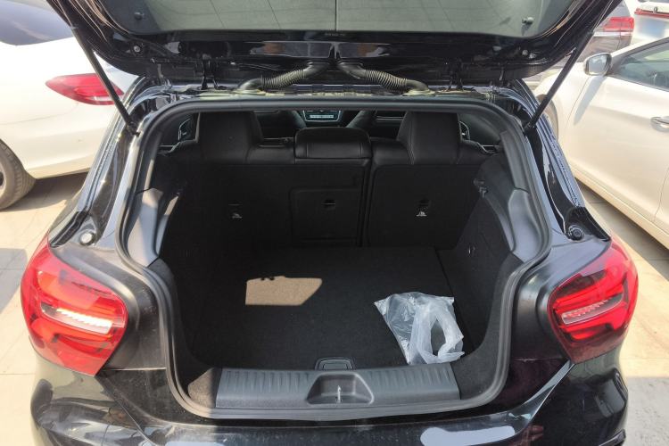 Used Mercedes-Benz A-Class 2016 A 200 Sport model
